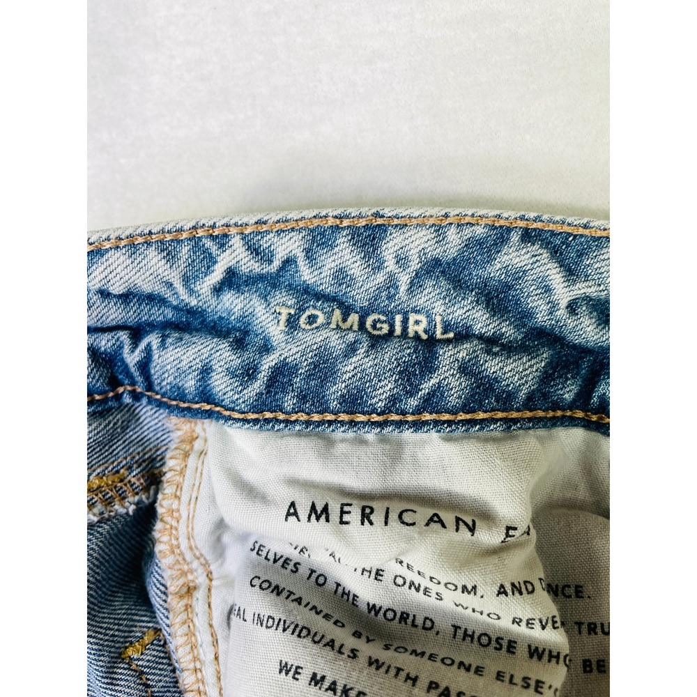 American Eagle Tomgirl Jeans Womens 00 Light Wash Distressed Button Fly Denim - Picture 7 of 12